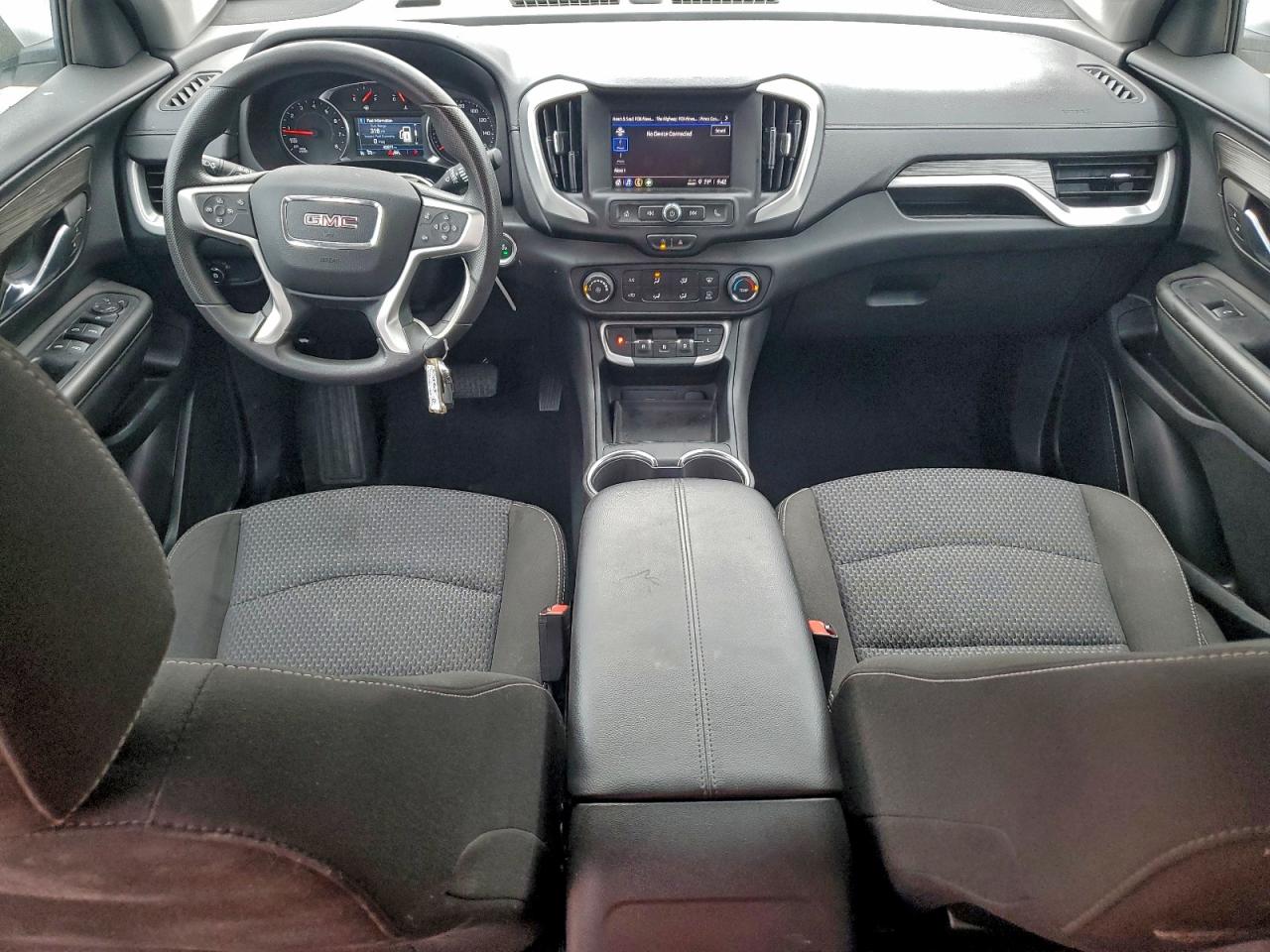 2024 GMC TERRAIN SLE photo 8