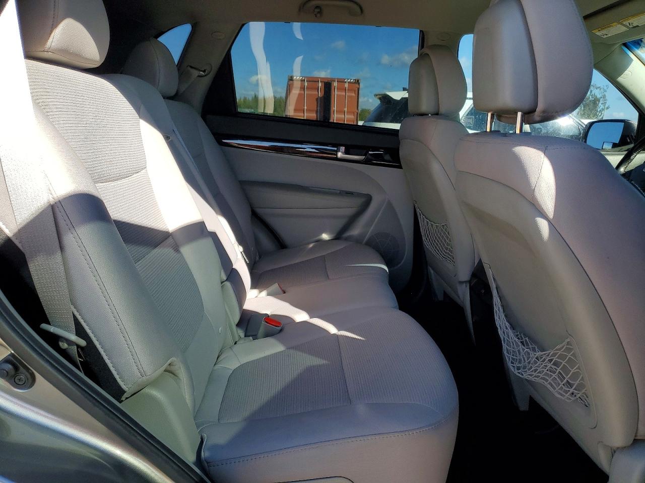 2014 KIA SORENTO LX photo 11