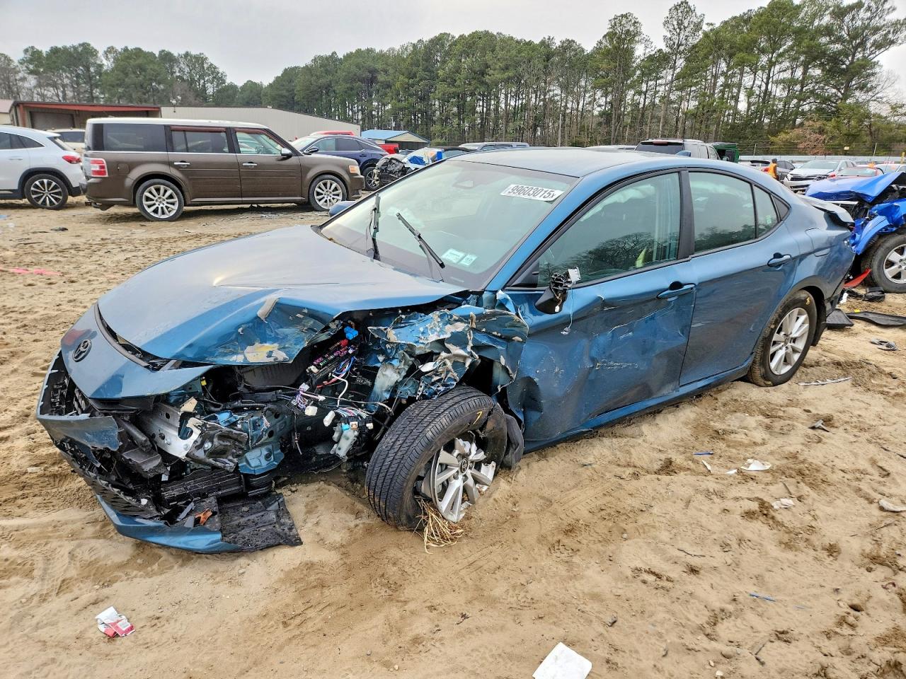 2025 TOYOTA CAMRY