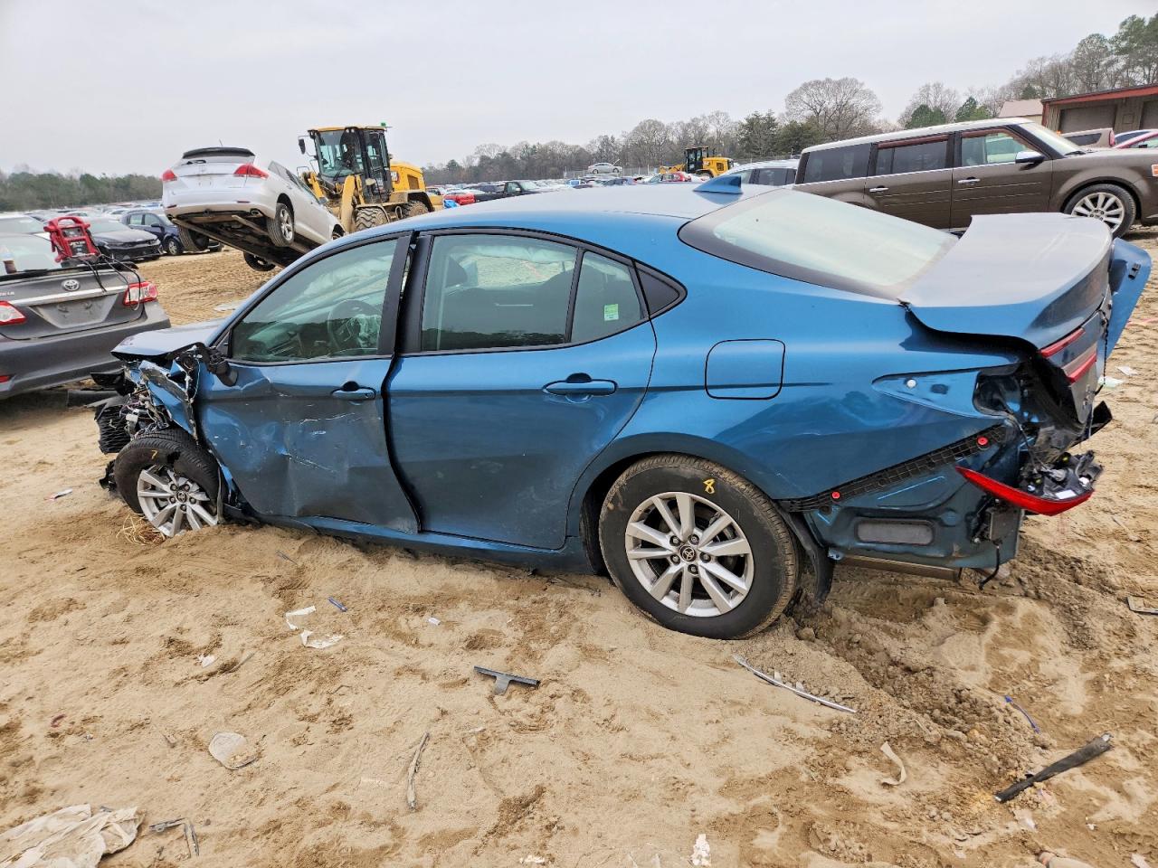 2025 TOYOTA CAMRY XSE photo 2