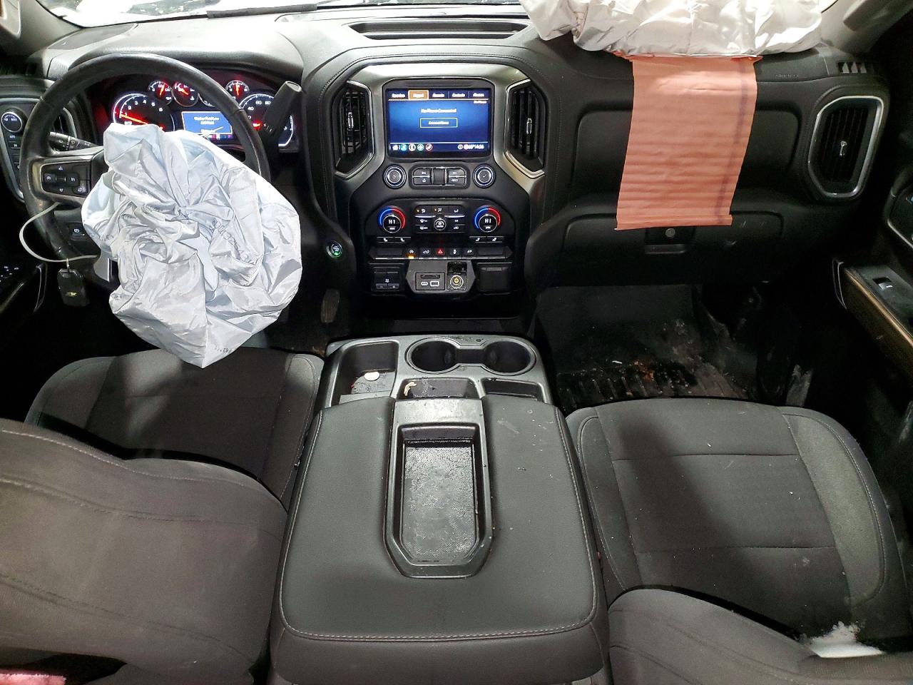 2020 CHEVROLET SILVERADO K1500 LT photo 8