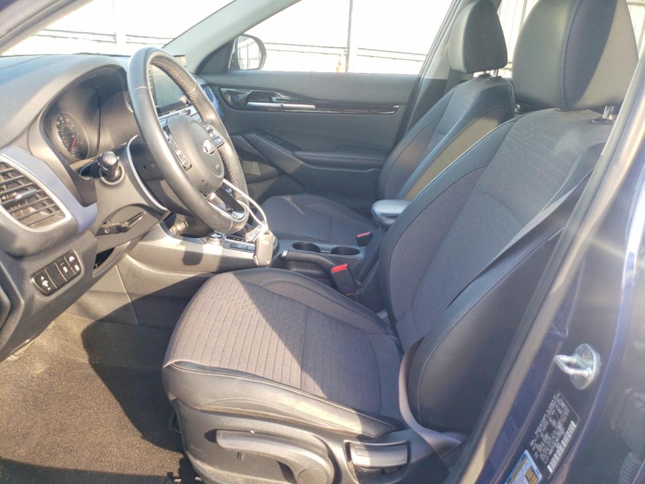 2021 KIA SELTOS S photo 7
