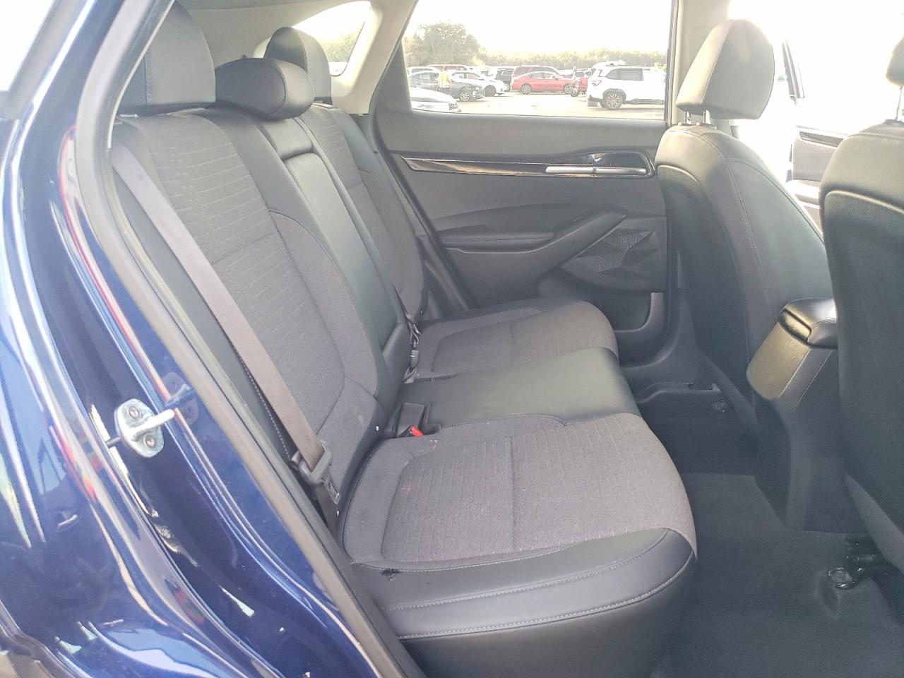 2021 KIA SELTOS S photo 11