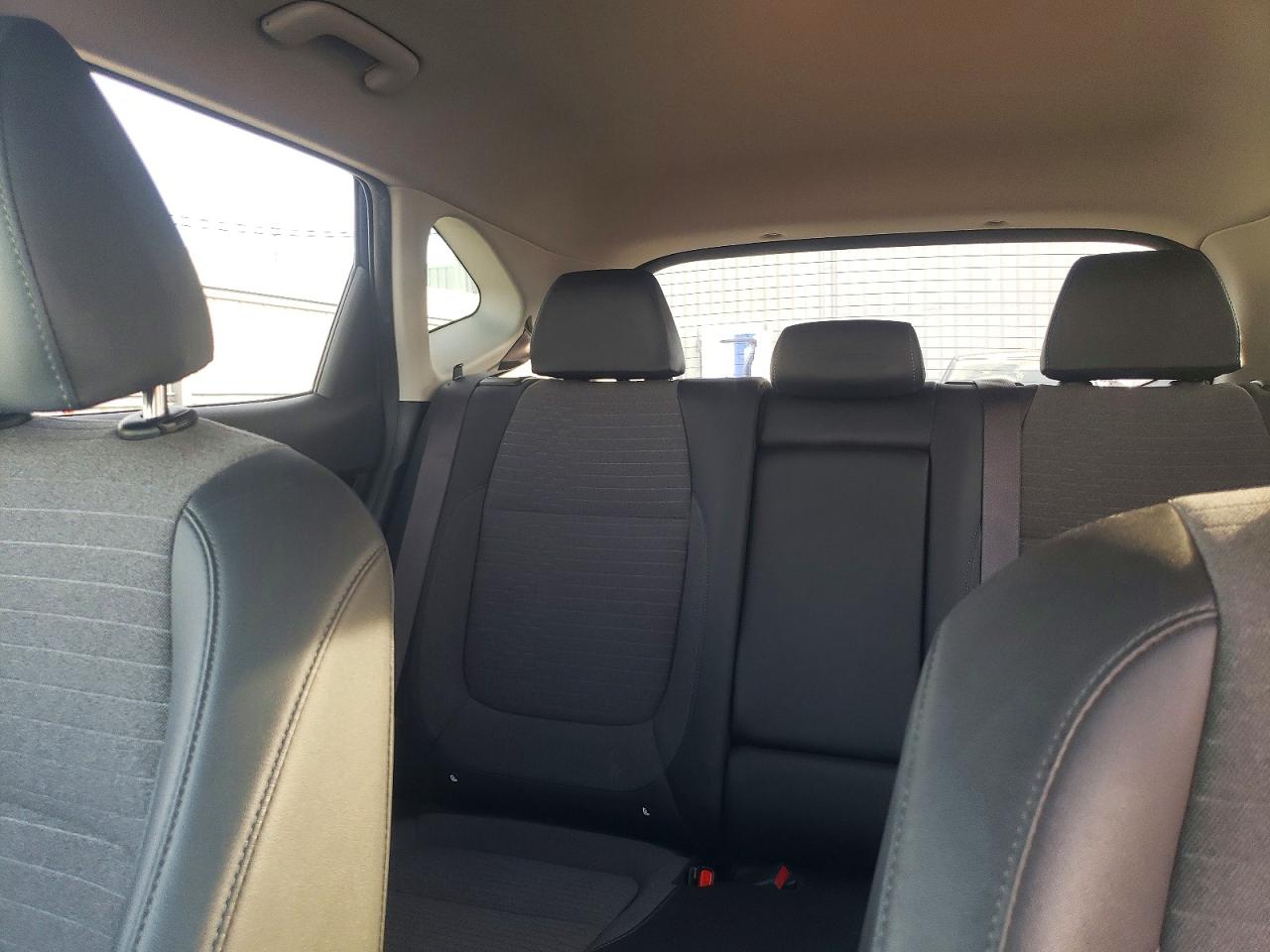 2021 KIA SELTOS S photo 10