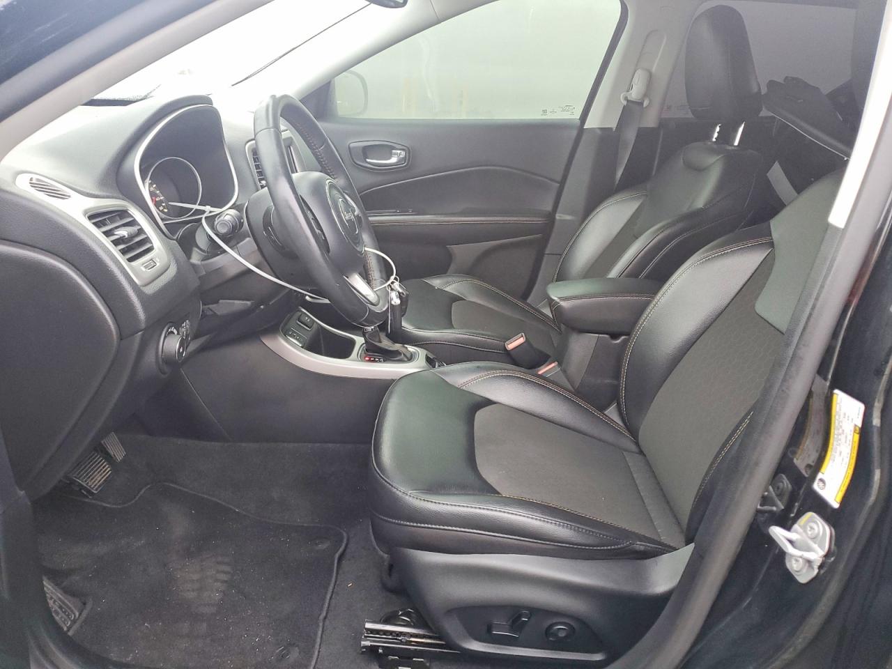 2019 JEEP COMPASS LATITUDE photo 7