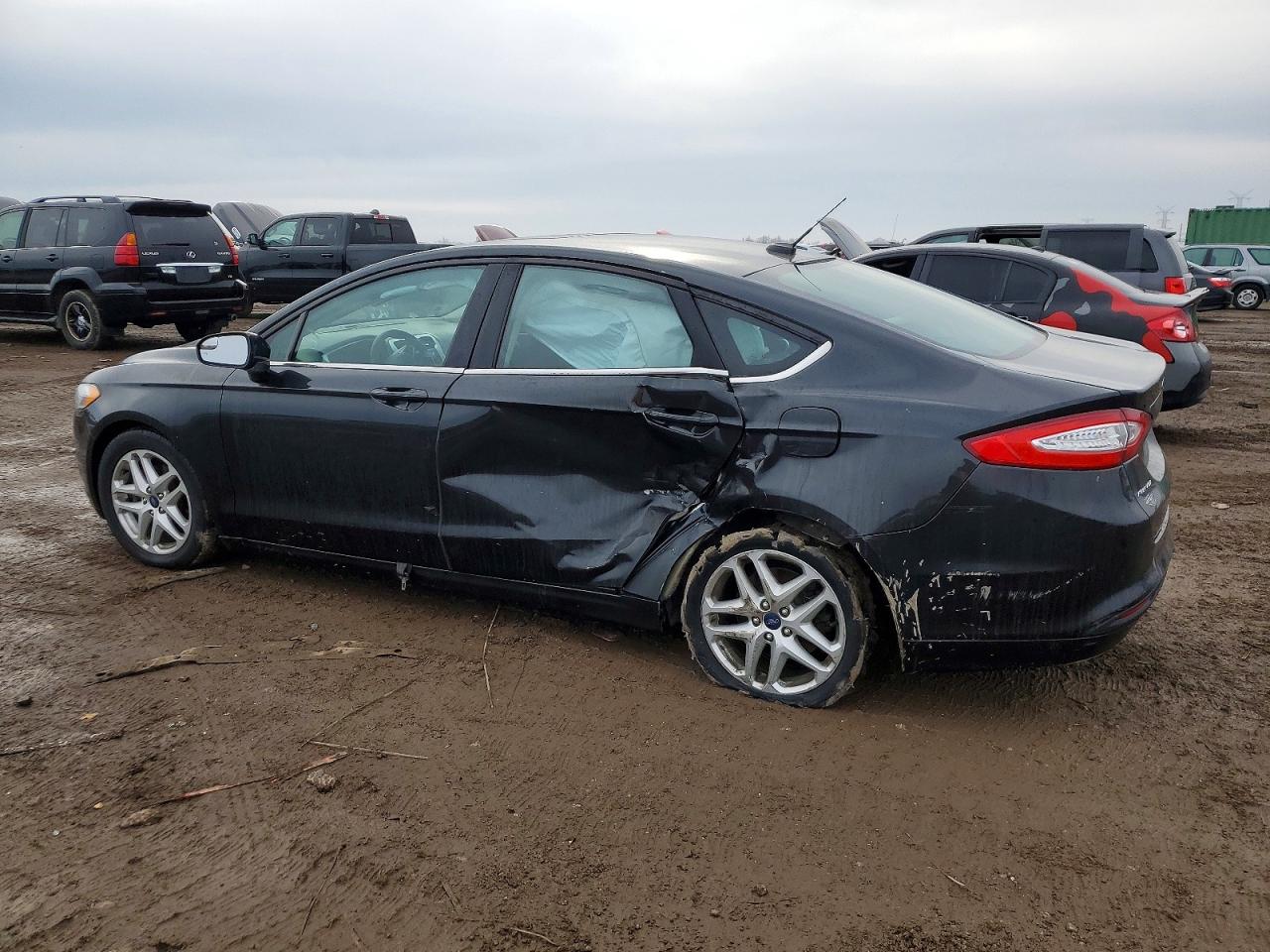 2015 FORD FUSION SE photo 2