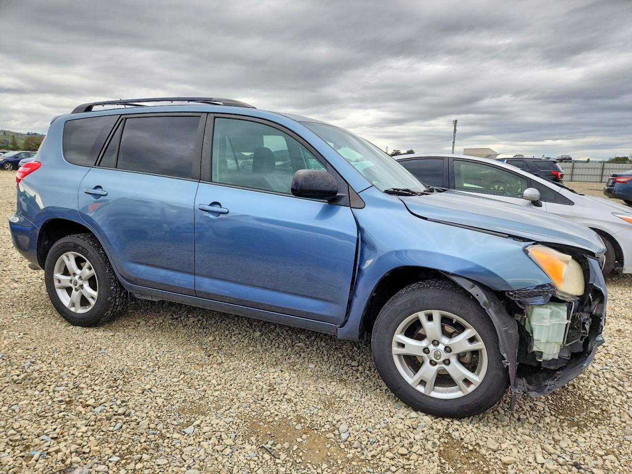 2012 TOYOTA RAV4 photo 4