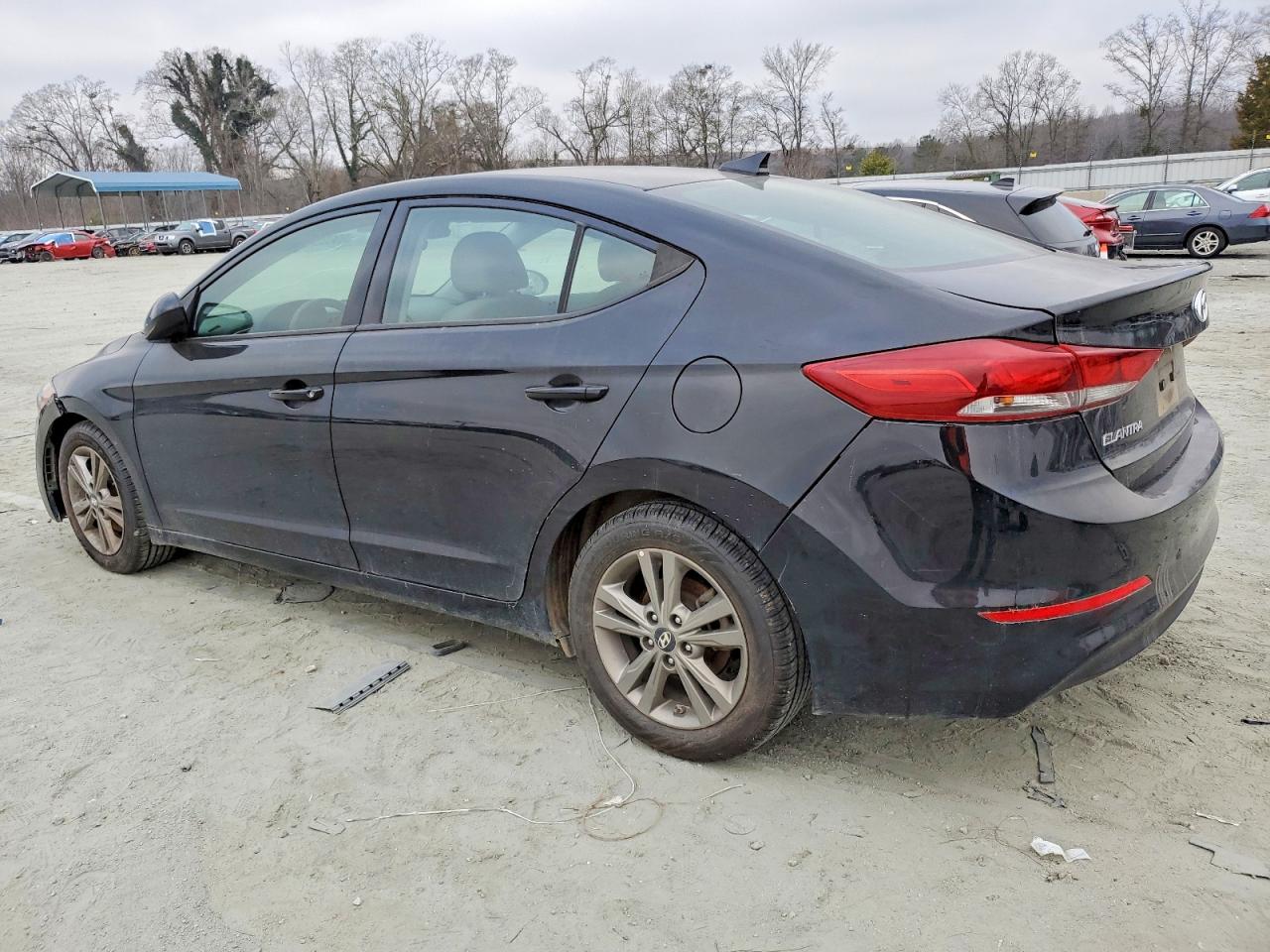 2018 HYUNDAI ELANTRA SEL photo 2