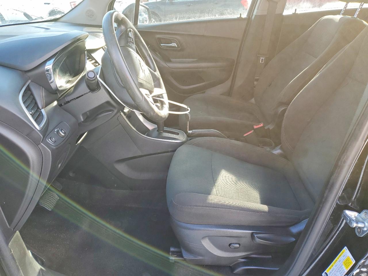 2020 CHEVROLET TRAX LS photo 7