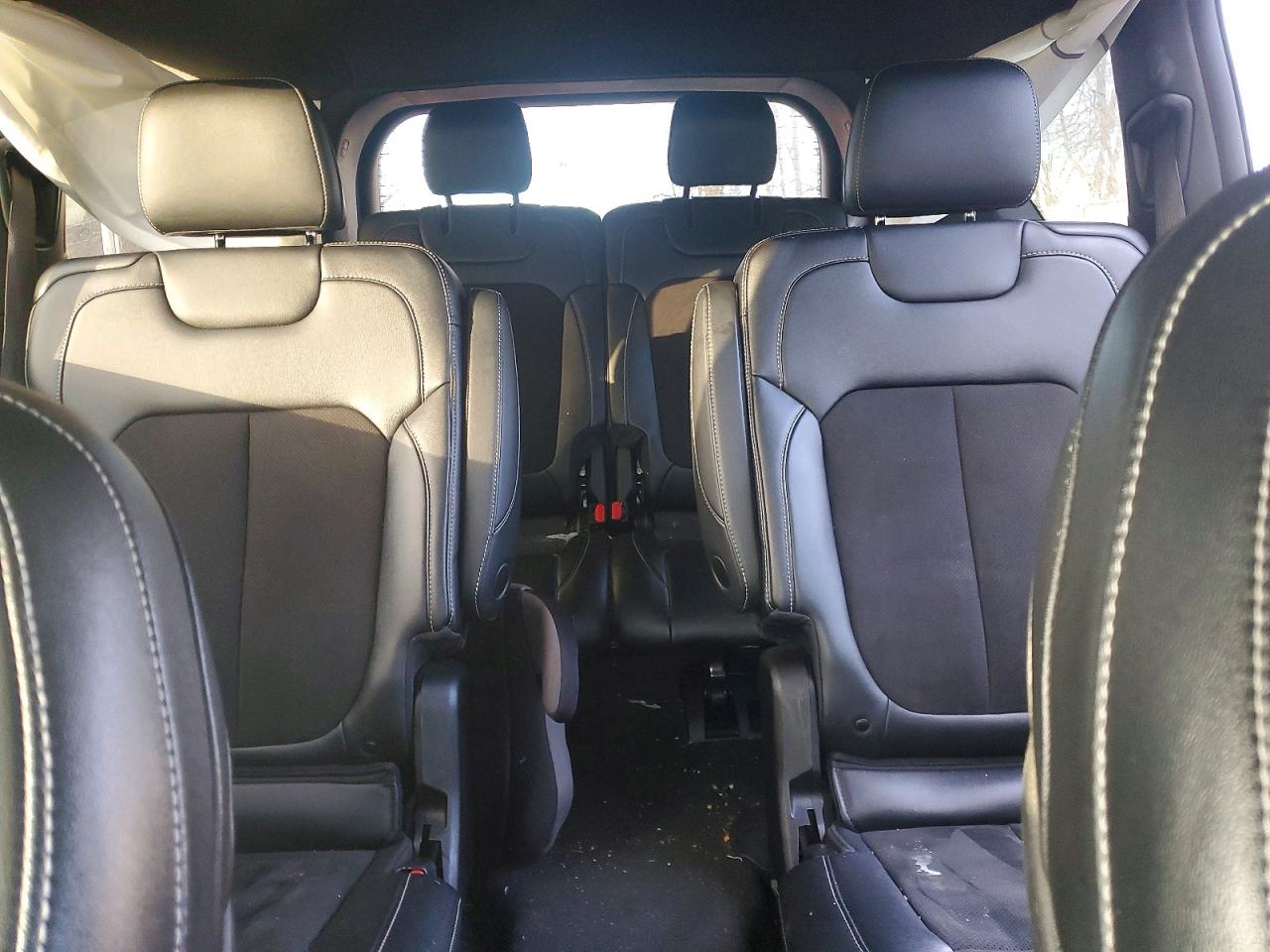 2023 JEEP GRAND CHEROKEE L LAREDO photo 10