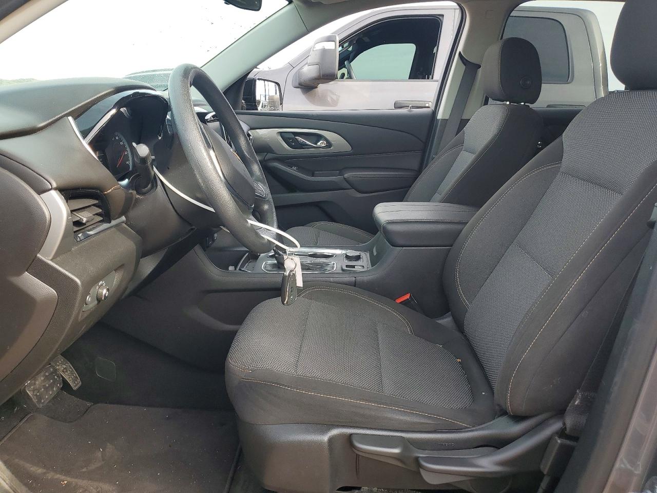 2019 CHEVROLET TRAVERSE LS photo 7