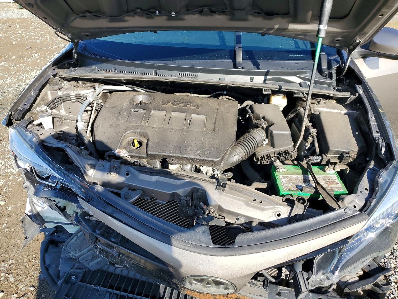 2018 TOYOTA COROLLA L photo 11
