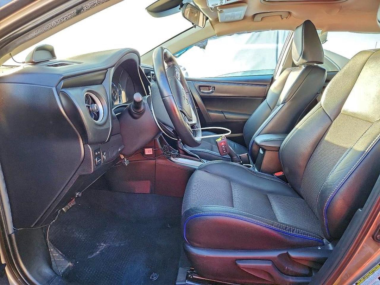 2018 TOYOTA COROLLA L photo 7