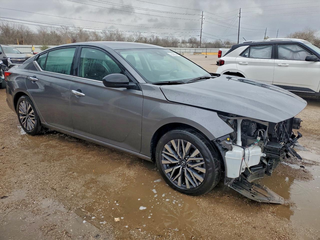 2025 NISSAN ALTIMA SV photo 4