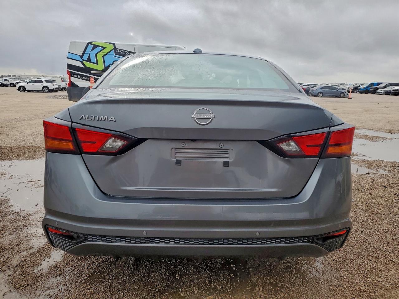 2025 NISSAN ALTIMA SV photo 6