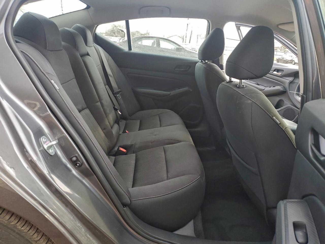 2025 NISSAN ALTIMA SV photo 10
