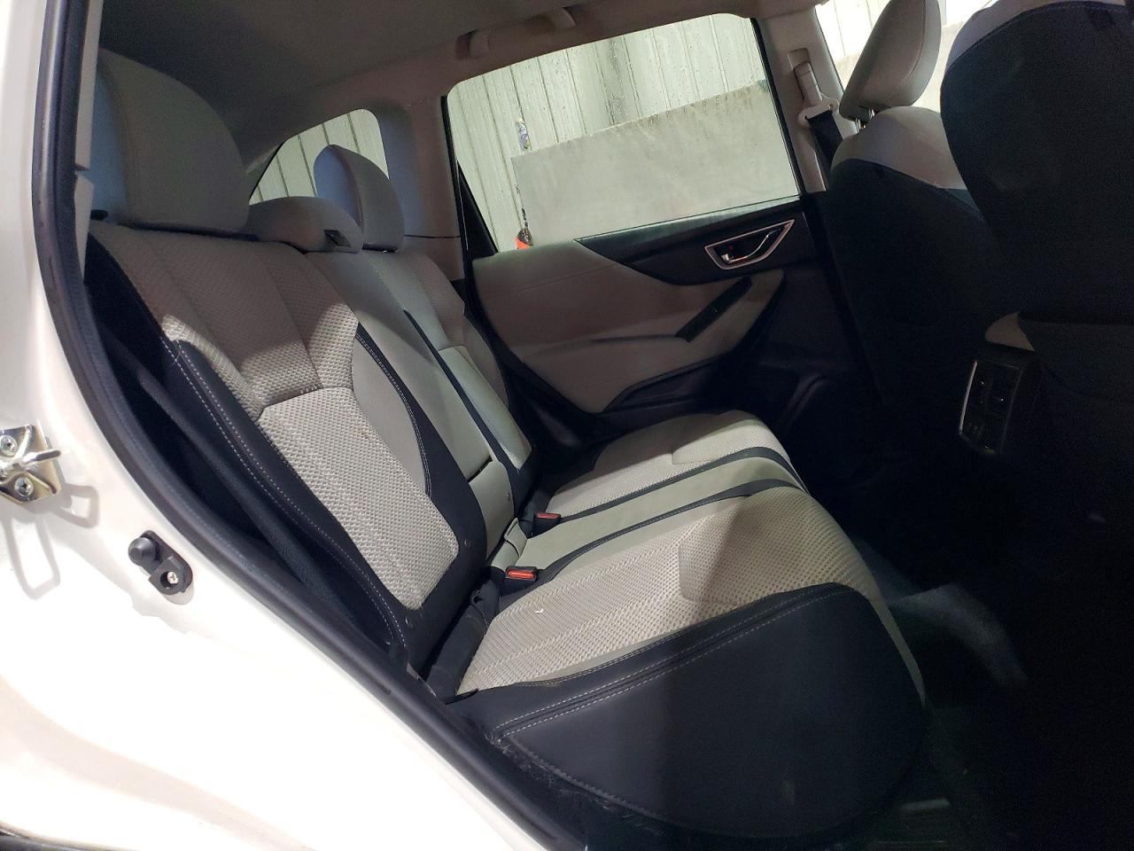 2019 SUBARU FORESTER PREMIUM photo 11