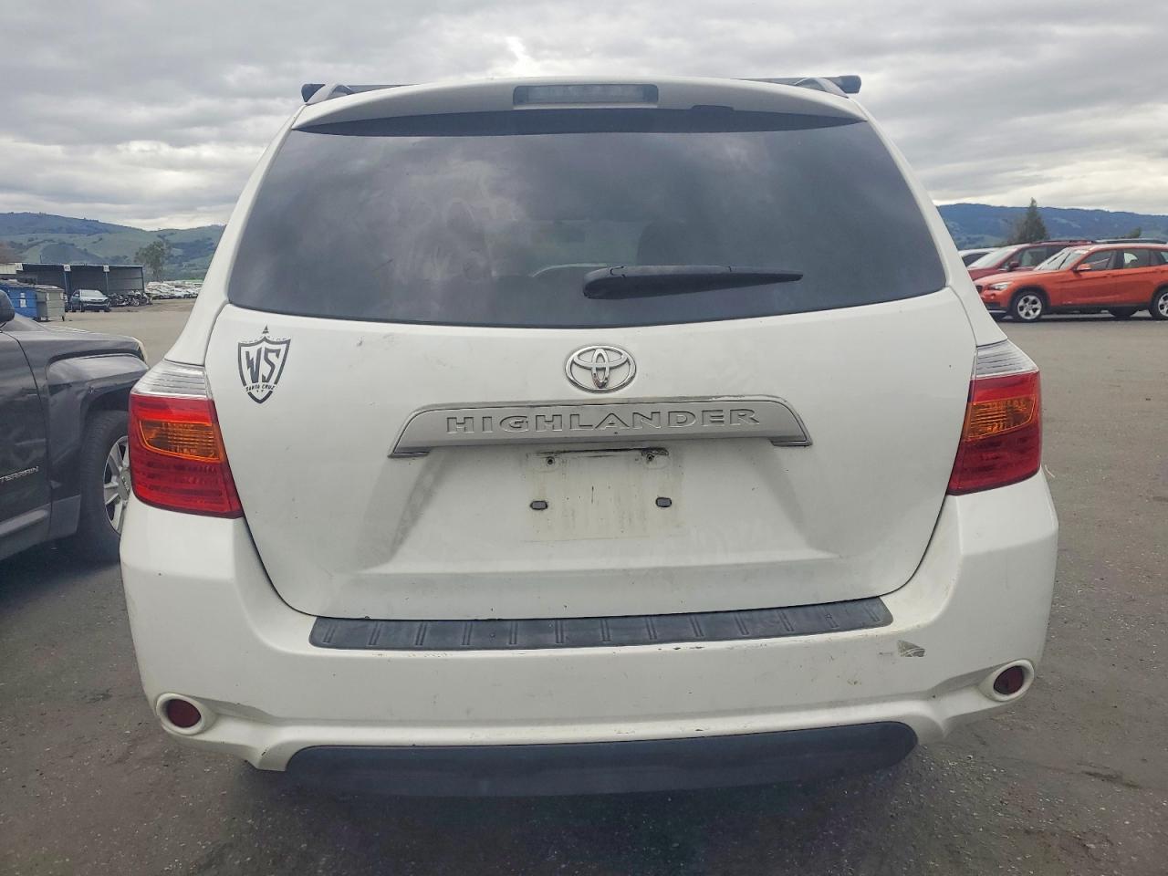 2010 TOYOTA HIGHLANDER photo 6