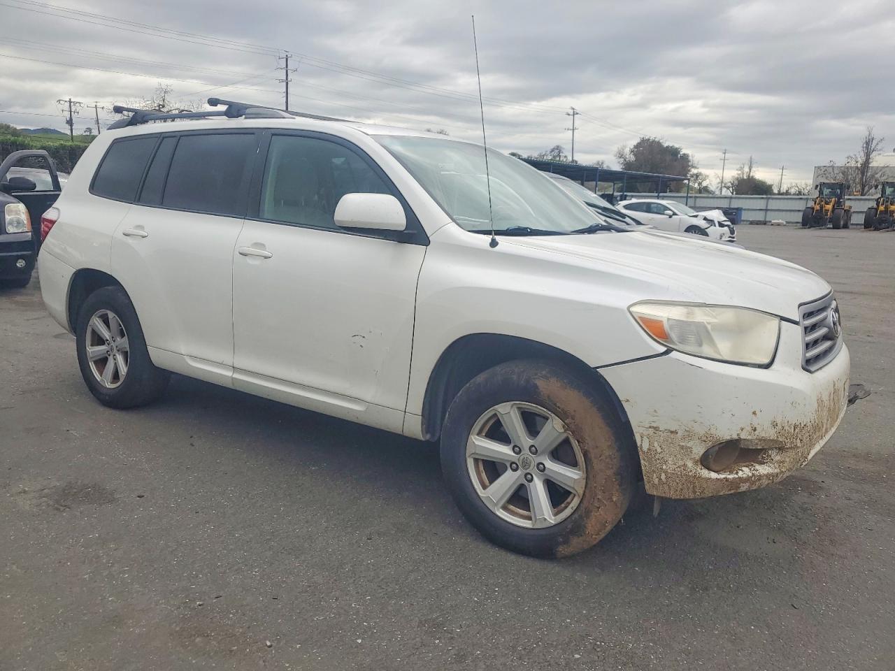 2010 TOYOTA HIGHLANDER photo 4