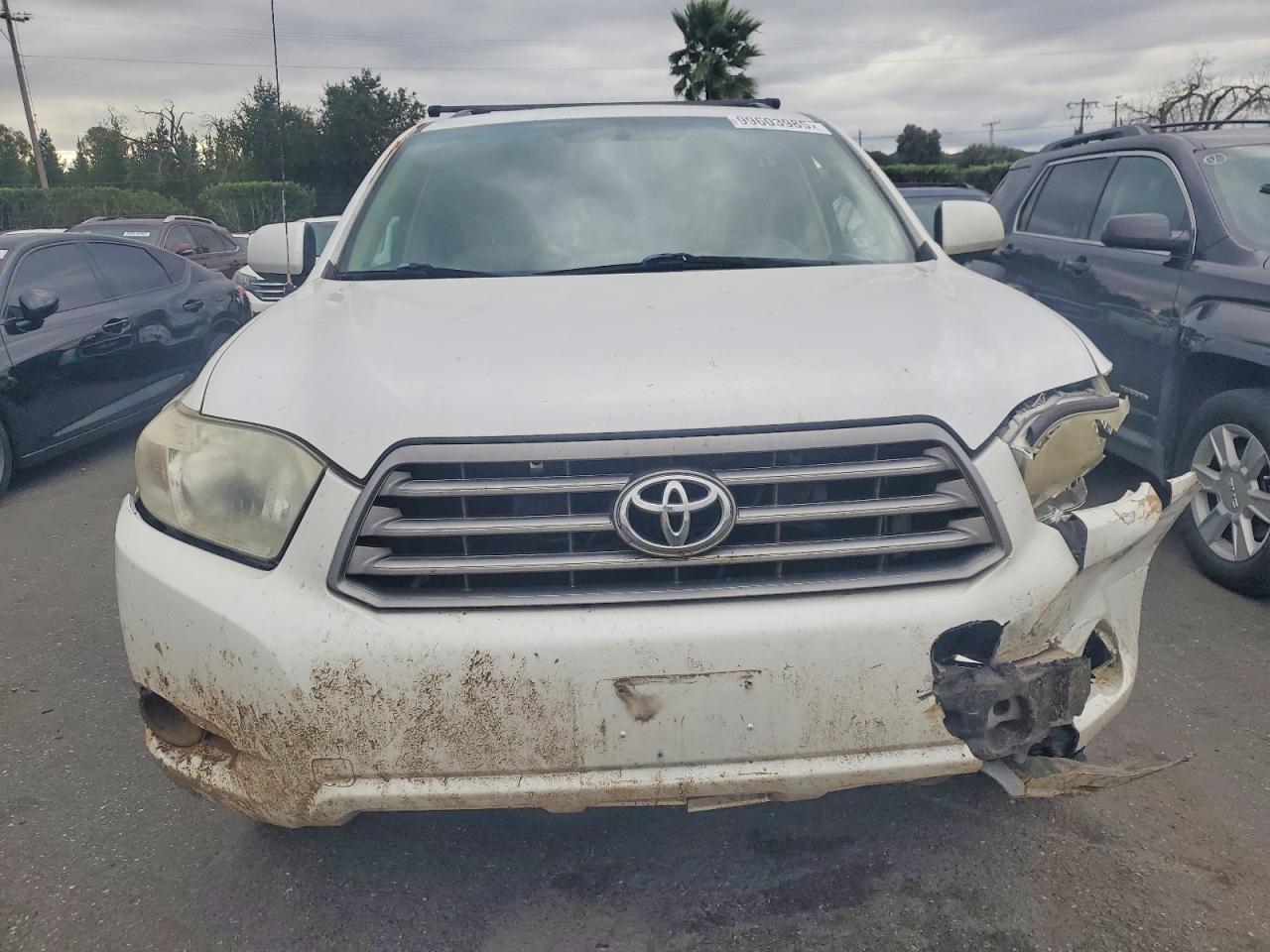 2010 TOYOTA HIGHLANDER photo 5