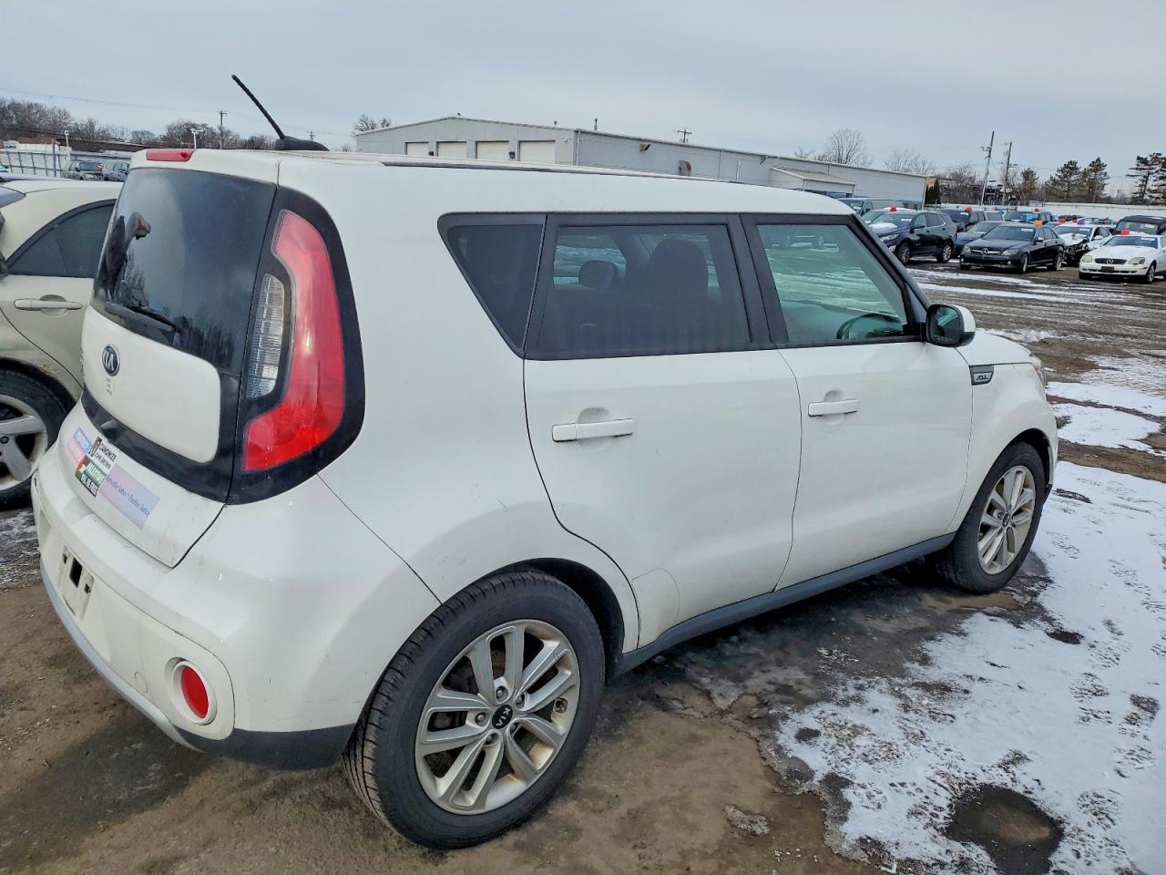 2017 KIA SOUL + photo 3