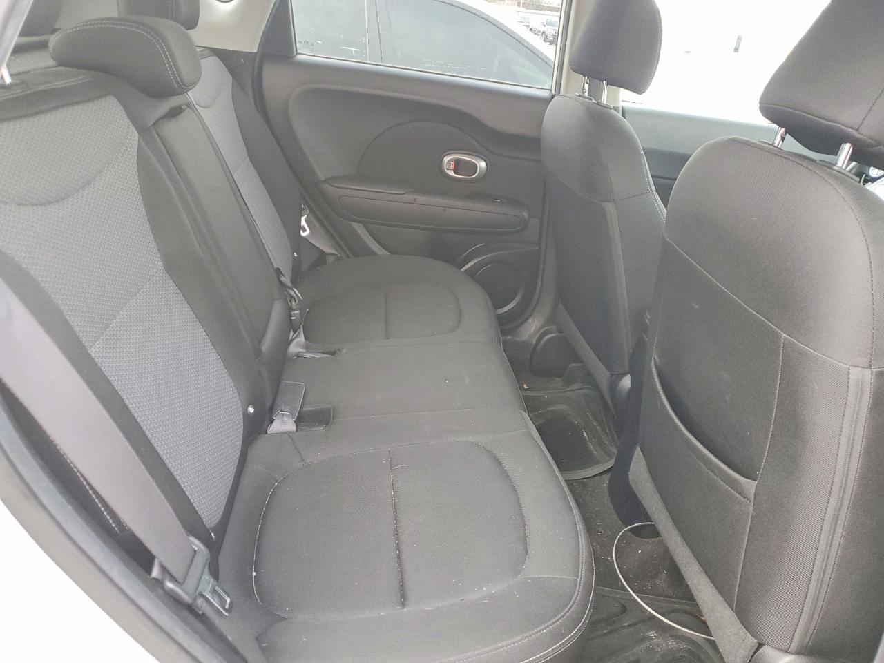 2017 KIA SOUL + photo 10