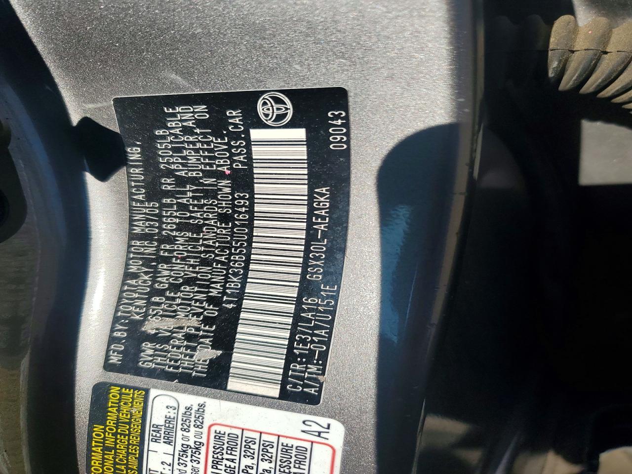 2005 TOYOTA AVALON XL photo 12