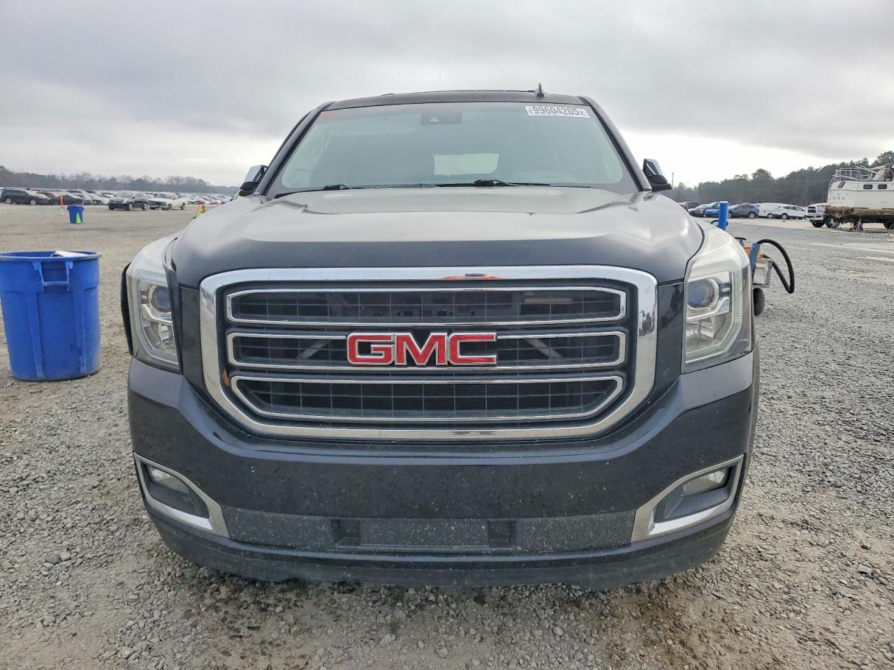 2015 GMC YUKON XL C1500 SLT photo 5