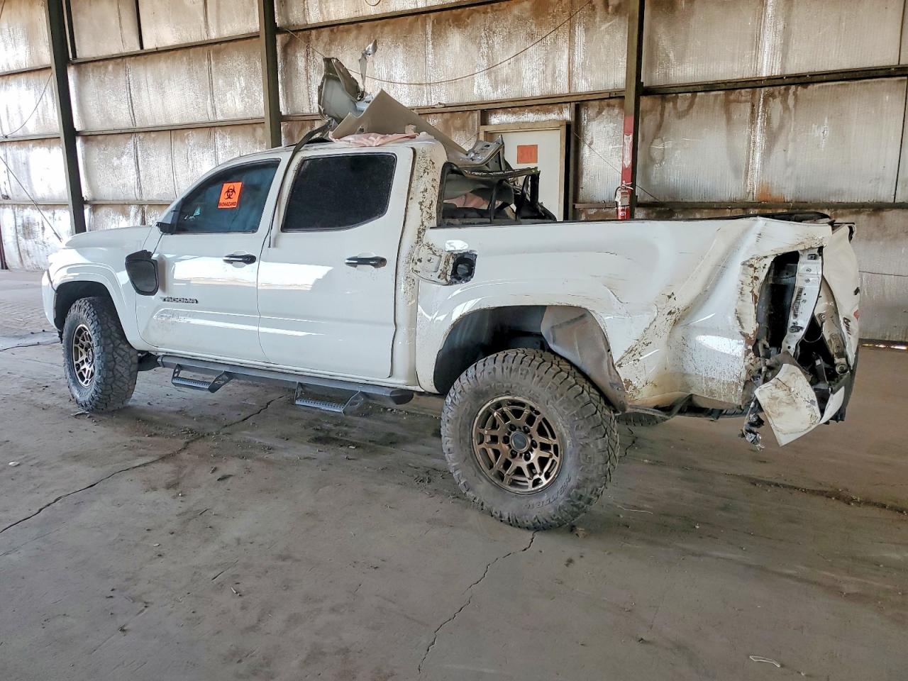 2021 TOYOTA TACOMA DOUBLE CAB photo 2