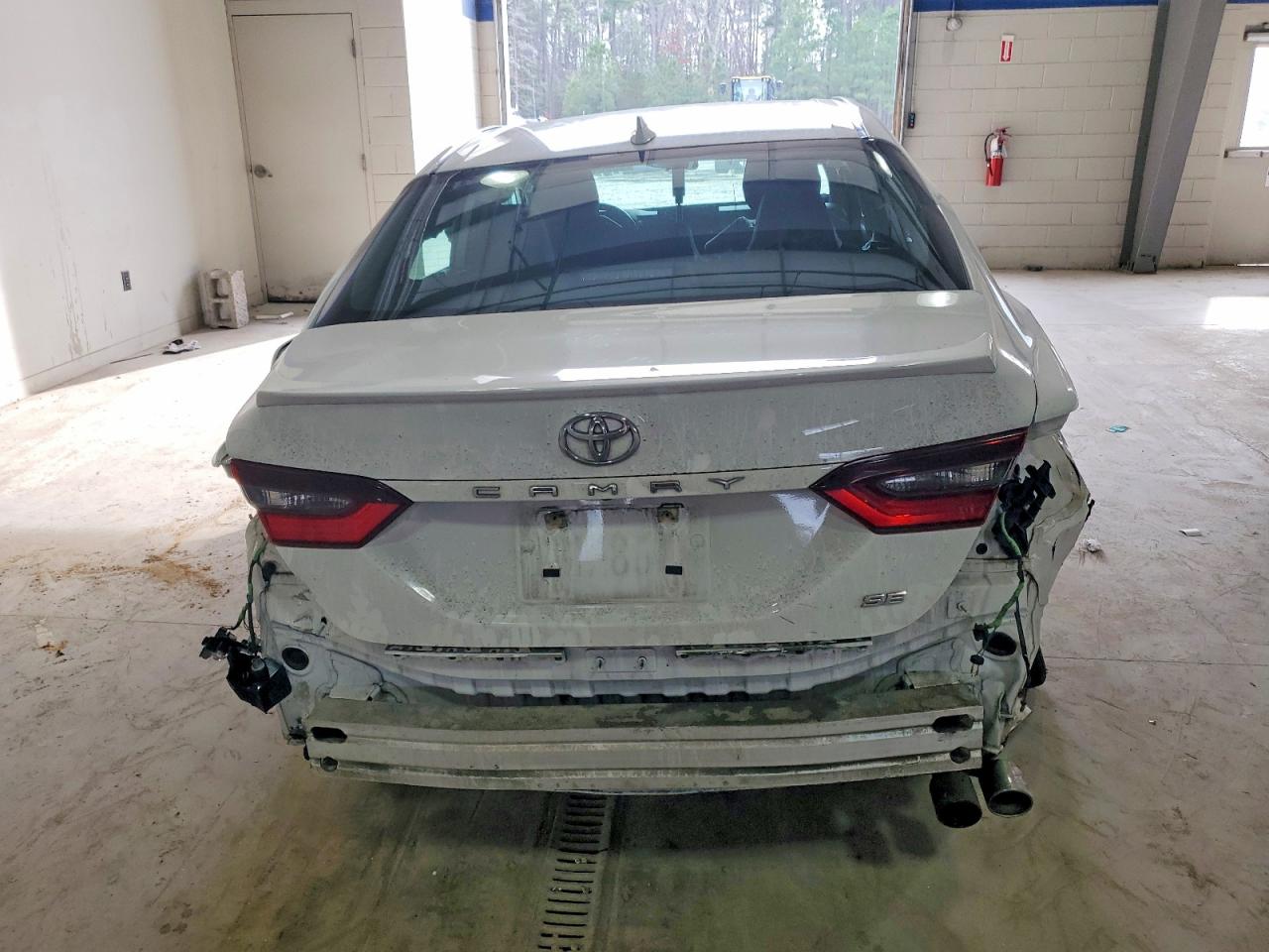 2023 TOYOTA CAMRY SE NIGHT SHADE photo 6