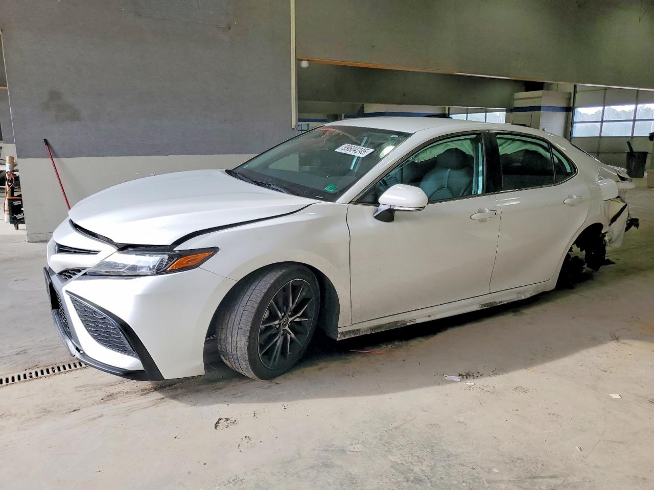 2023 TOYOTA CAMRY