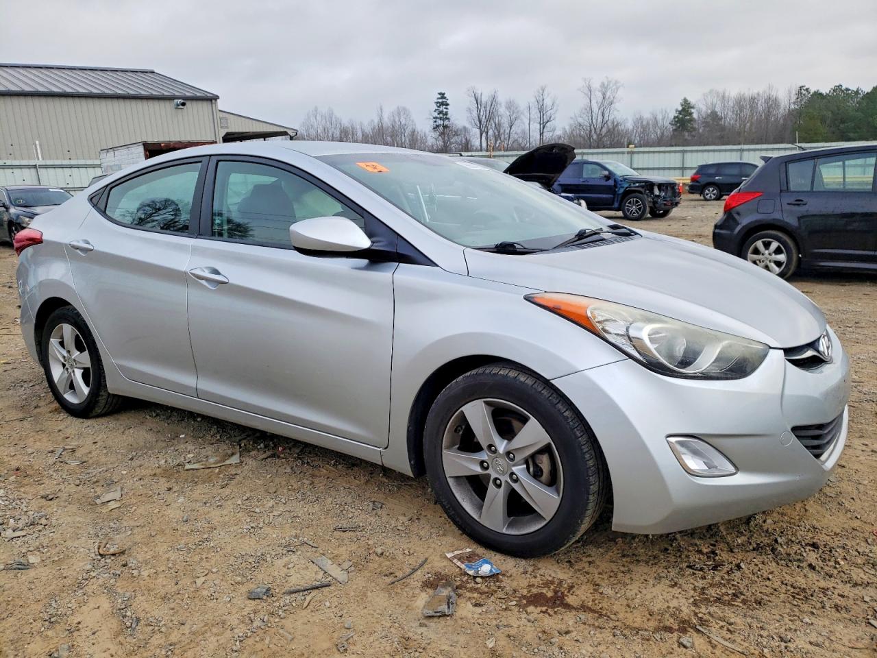 2013 HYUNDAI ELANTRA GLS photo 4