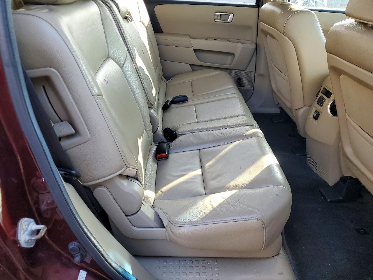 2012 HONDA PILOT EXL photo 11
