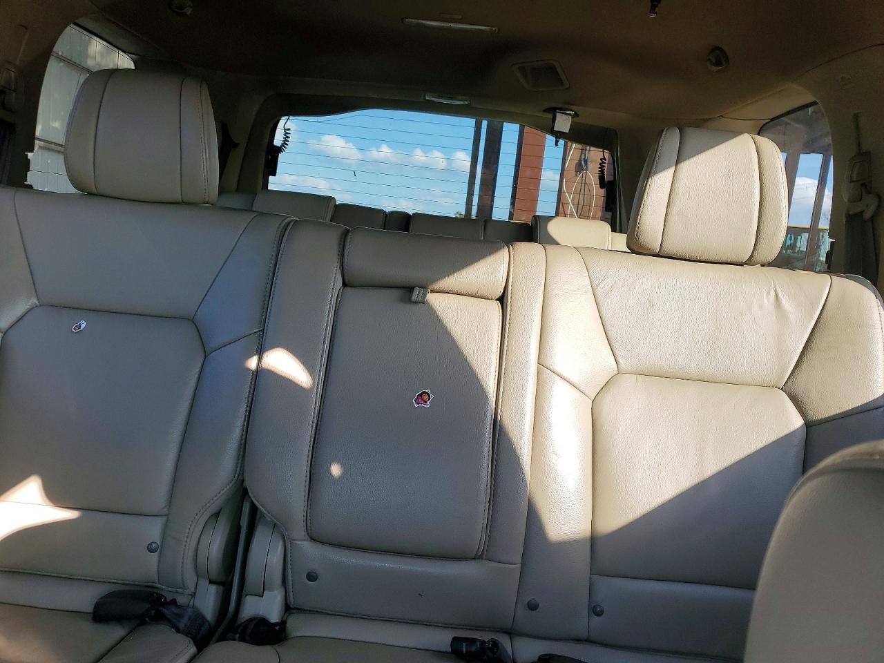 2012 HONDA PILOT EXL photo 10