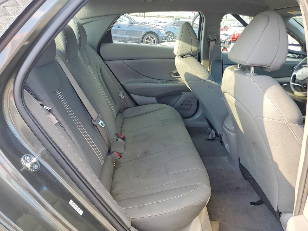 2024 HYUNDAI ELANTRA SEL photo 10