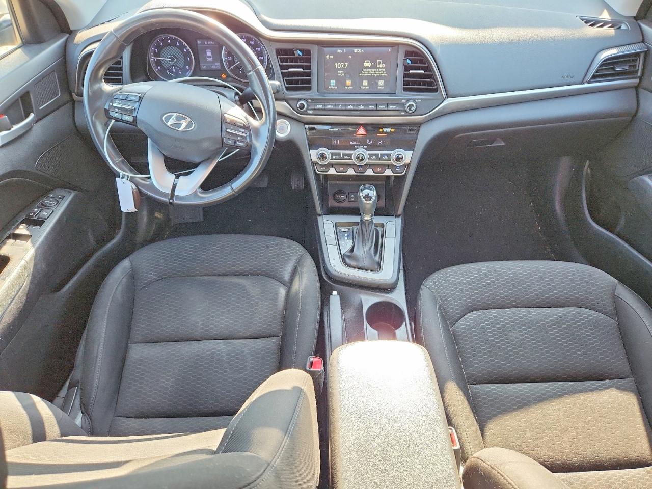 2019 HYUNDAI ELANTRA SEL photo 15