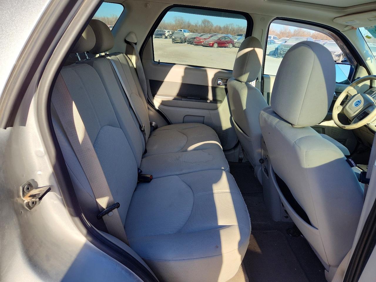 2009 MERCURY MARINER photo 11