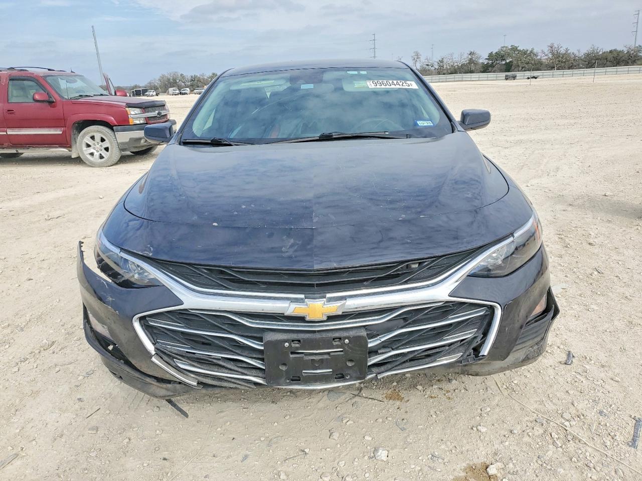 2023 CHEVROLET MALIBU LT photo 5