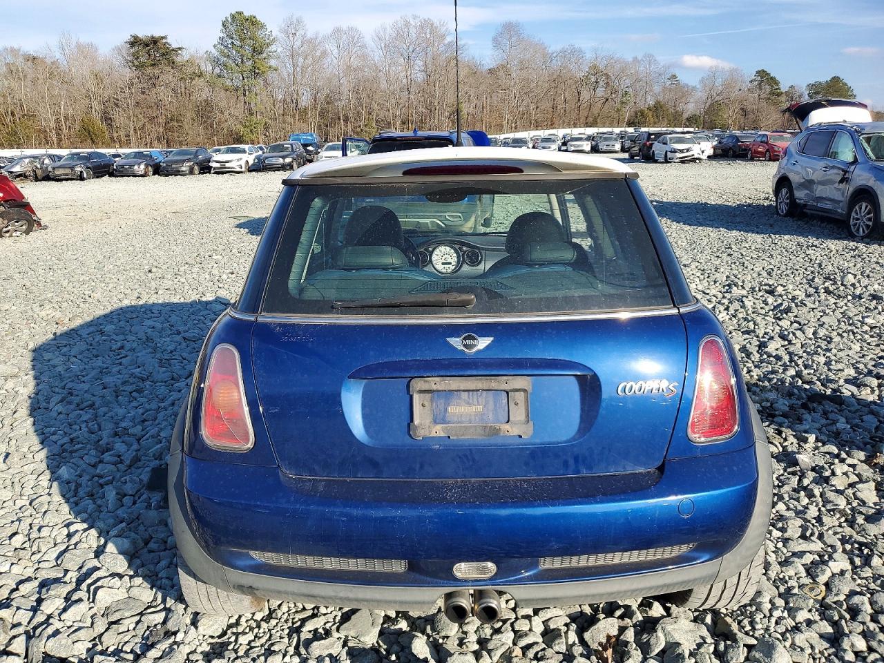 2004 MINI COOPER S photo 6