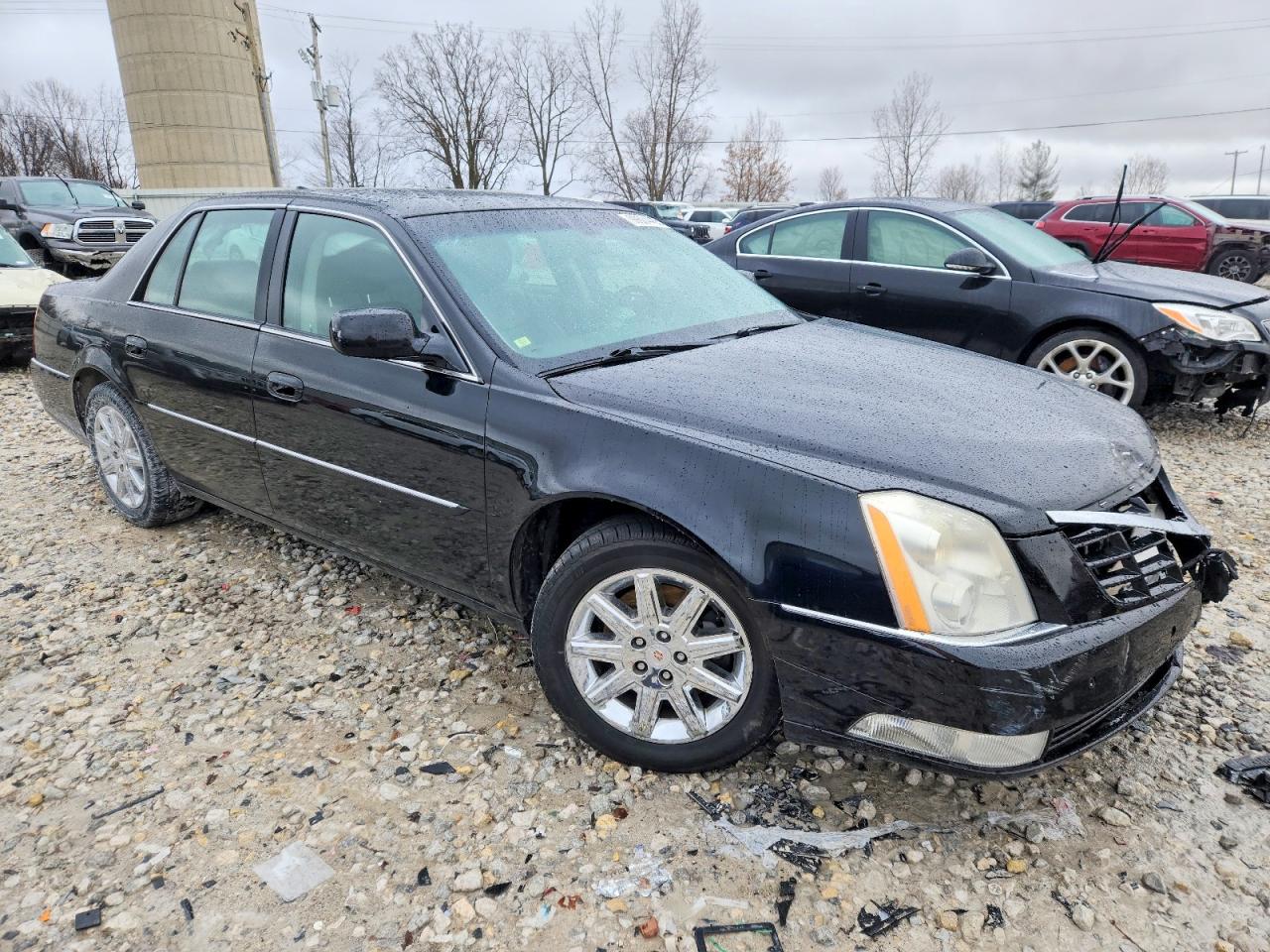 2011 CADILLAC DTS PREMIUM COLLECTION photo 4