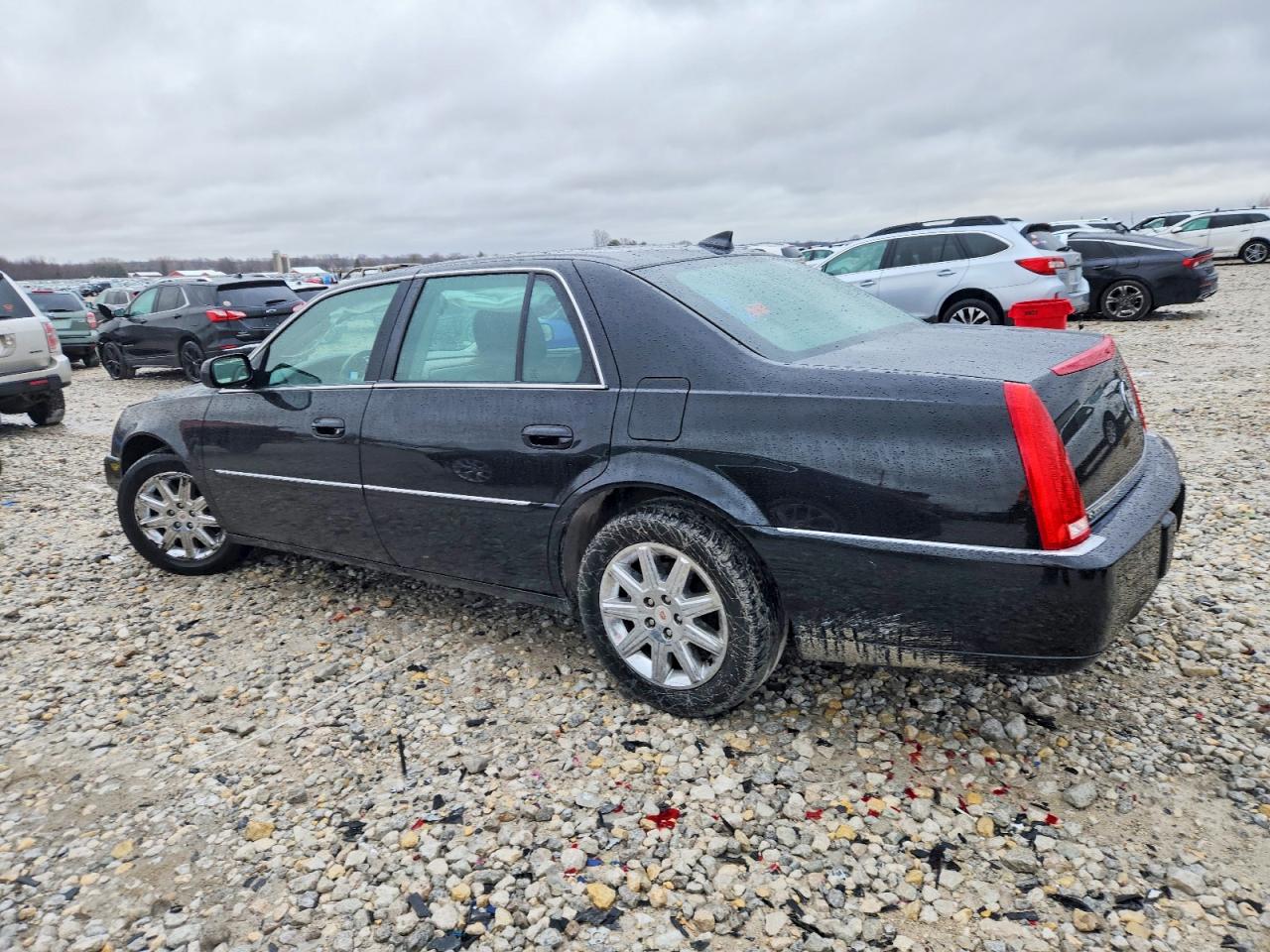 2011 CADILLAC DTS PREMIUM COLLECTION photo 2