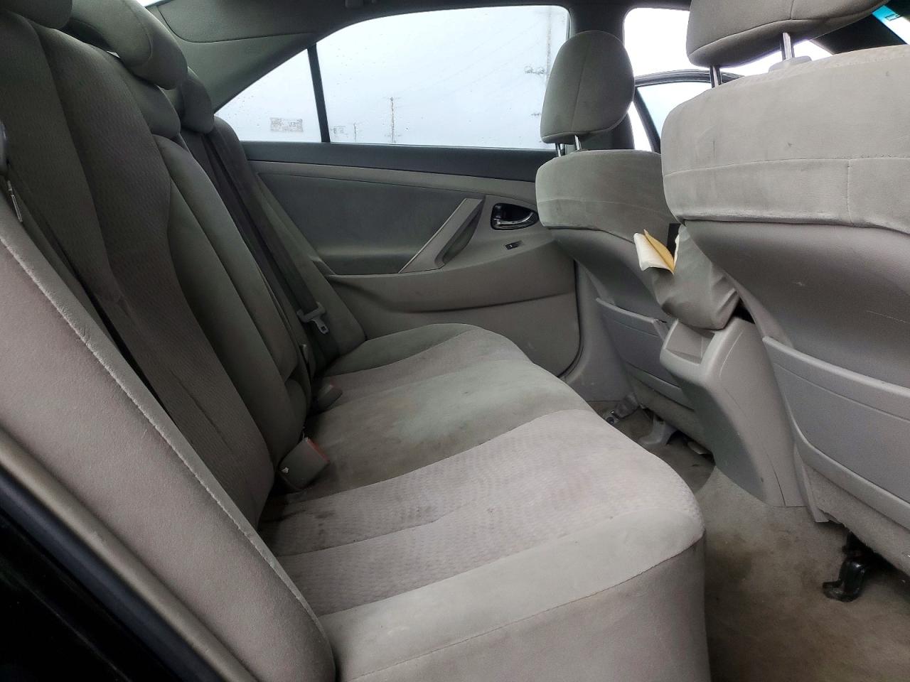 2011 TOYOTA CAMRY BASE photo 10