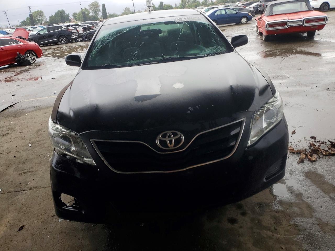 2011 TOYOTA CAMRY BASE photo 5
