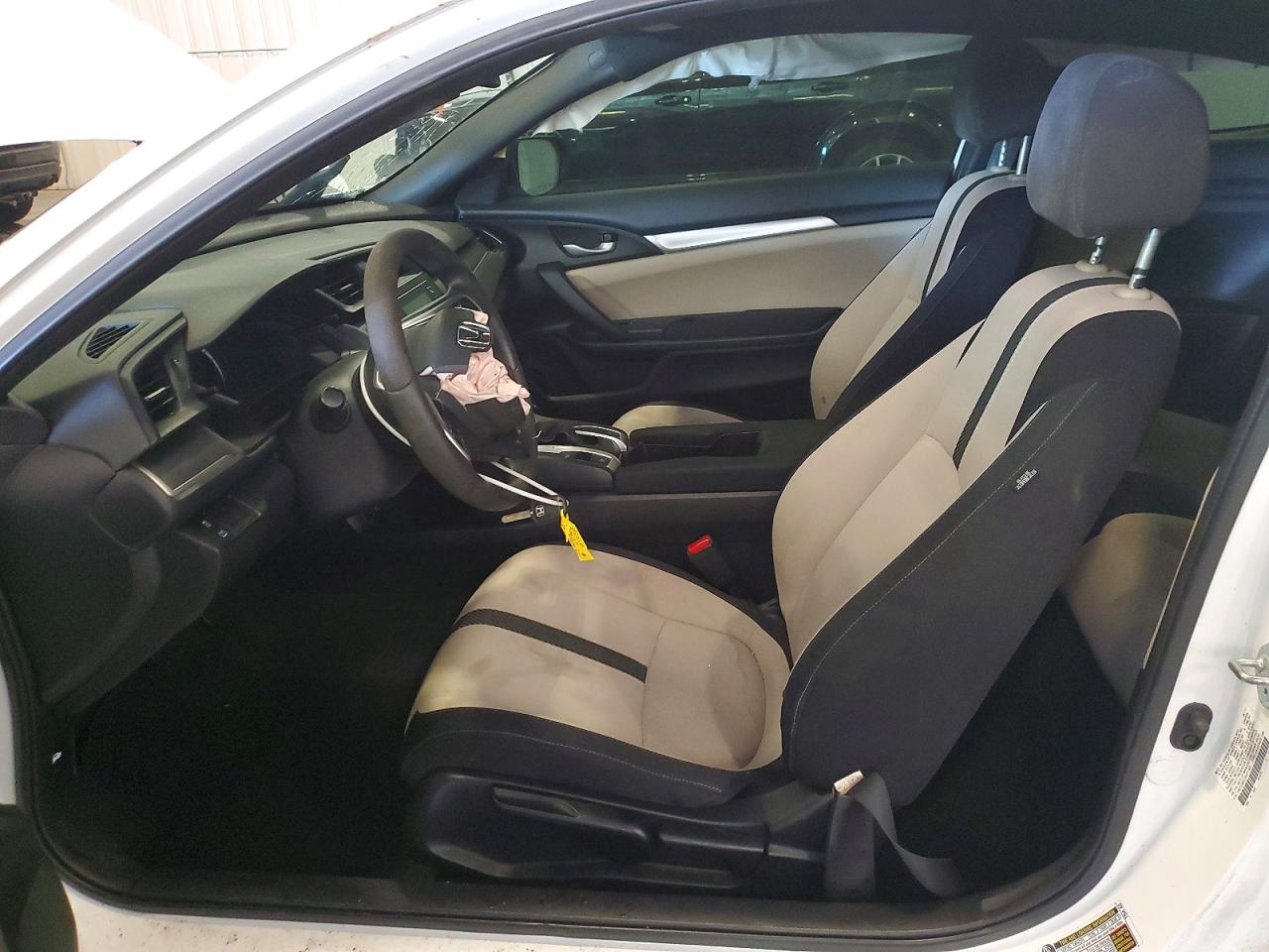 2017 HONDA CIVIC LX photo 7