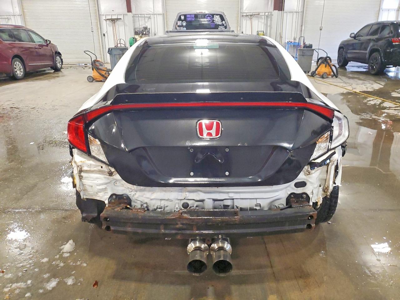 2017 HONDA CIVIC LX photo 6
