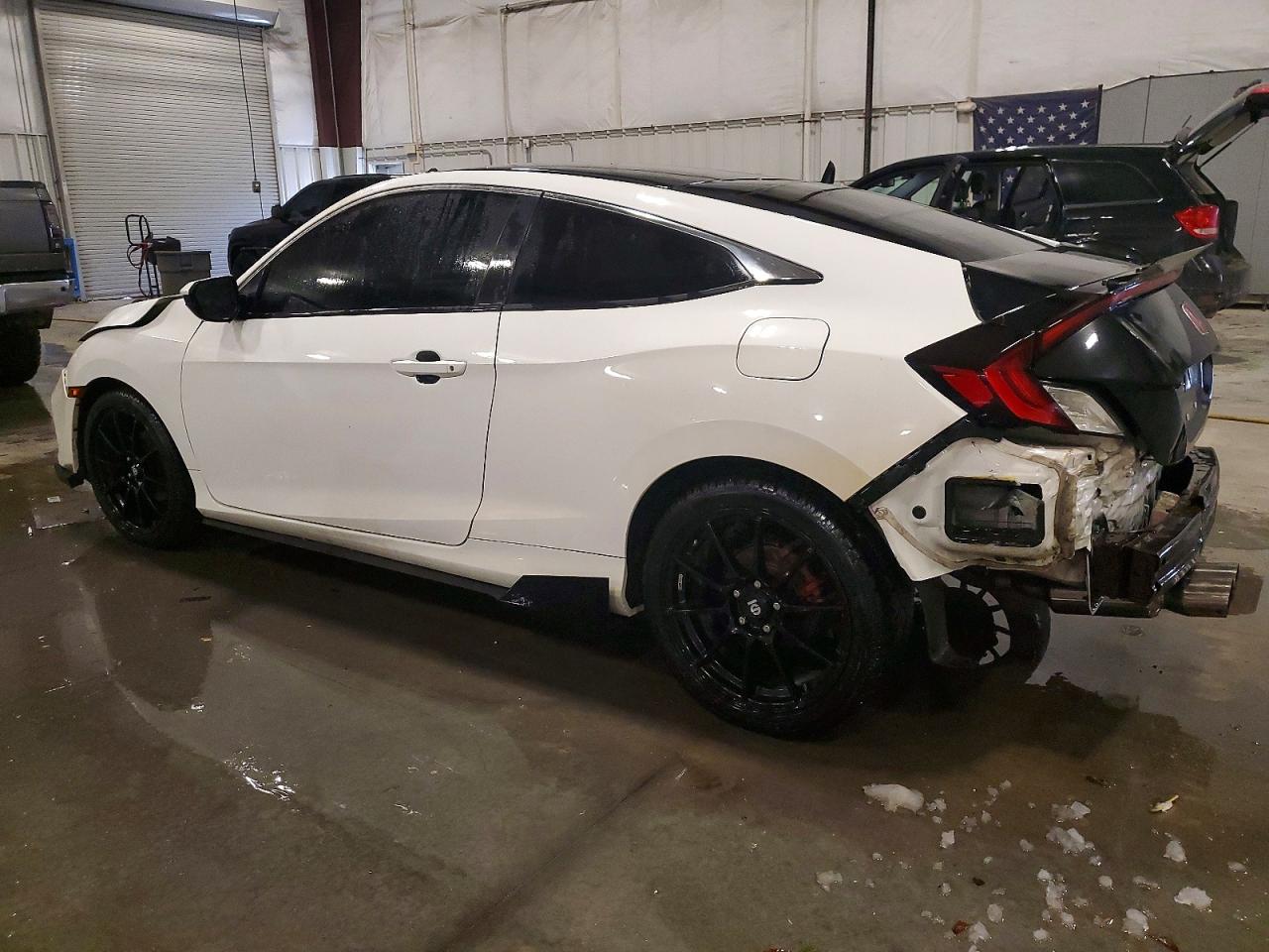 2017 HONDA CIVIC LX photo 2