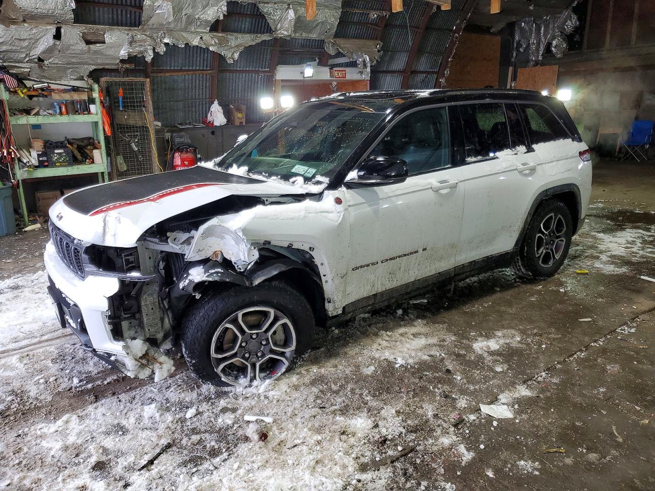 2022 JEEP GRAND CHEROKEE