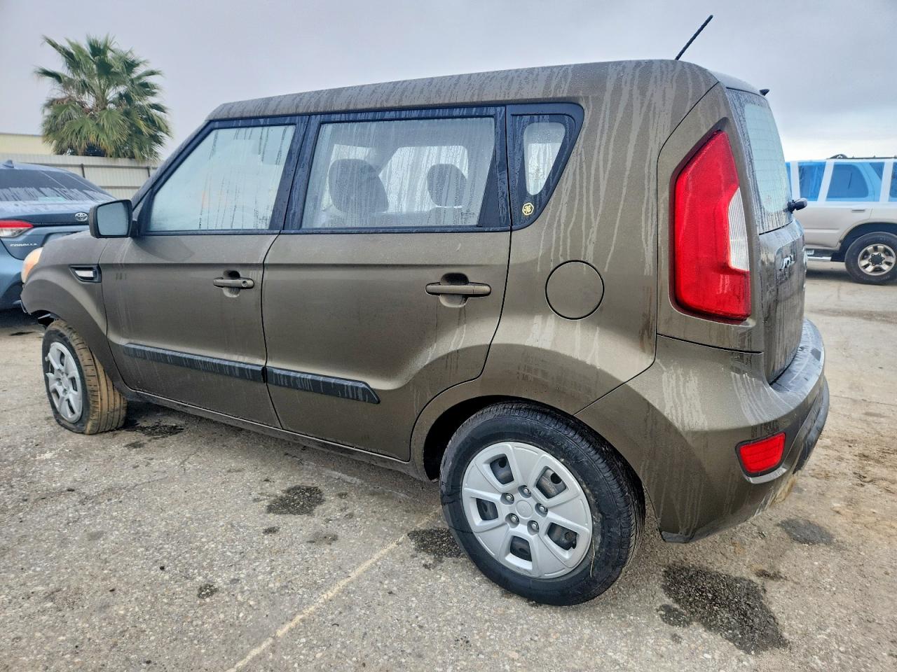 2013 KIA SOUL photo 2