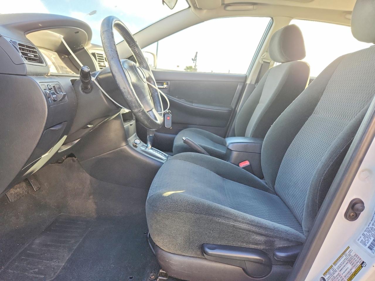 2005 TOYOTA COROLLA CE photo 7