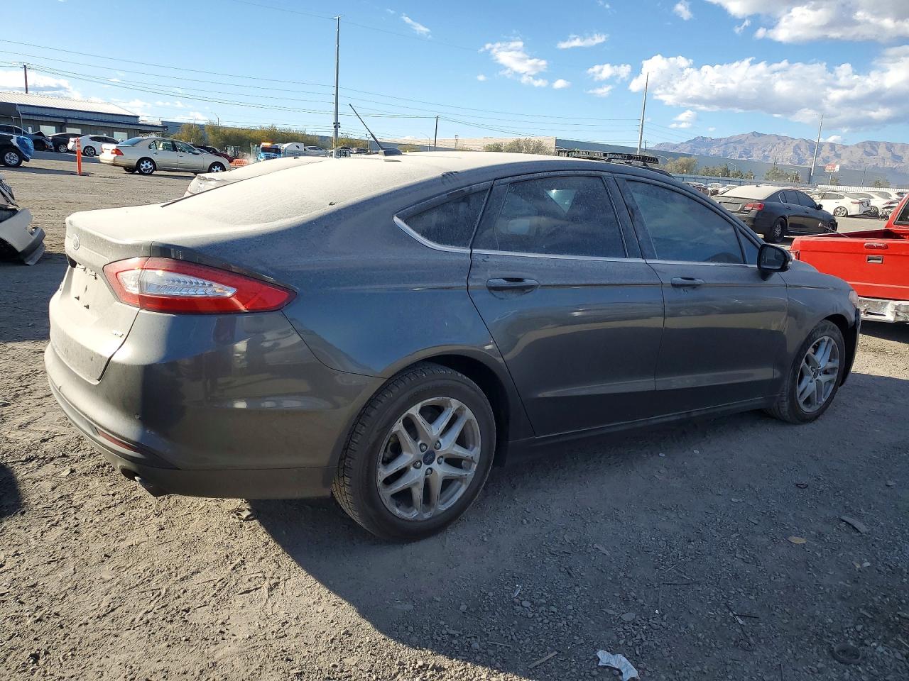 2016 FORD FUSION SE photo 3